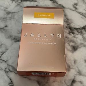 Jaclyn Cosmetics Highlighter